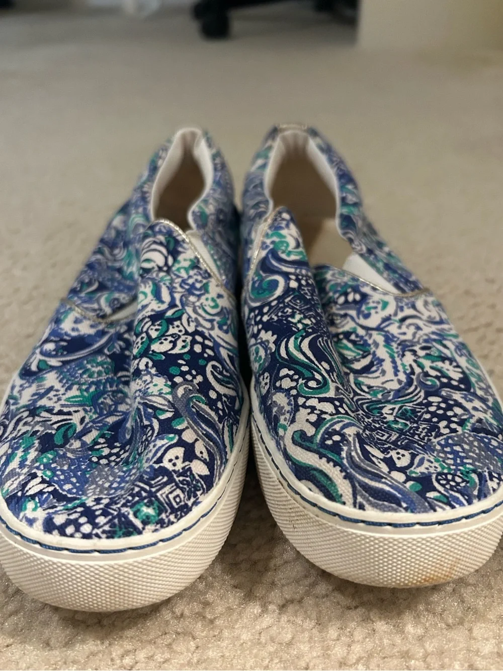 Lilly Pulitzer Blue White Teal Patterned Slip-On Sneakers